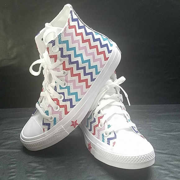 Converse high top BRAND New - Picture 11 of 13